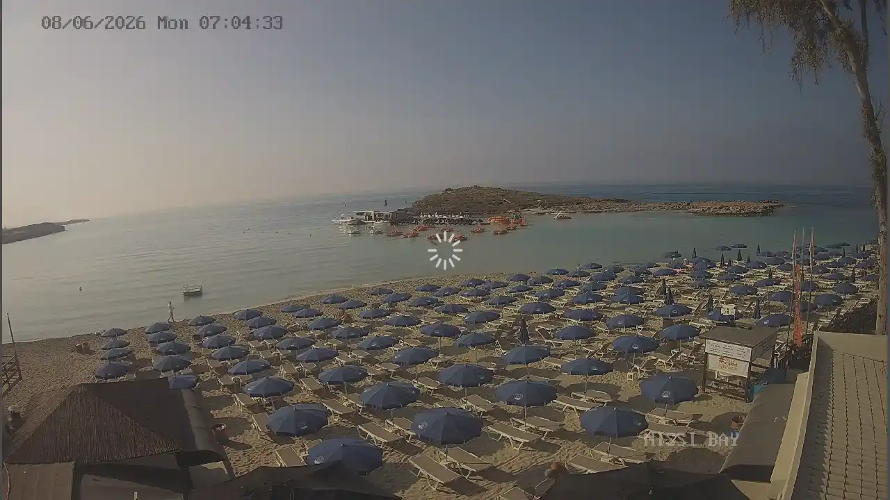 Webcam-Aufnahme aus :city — 8. Juni 2026 05:00