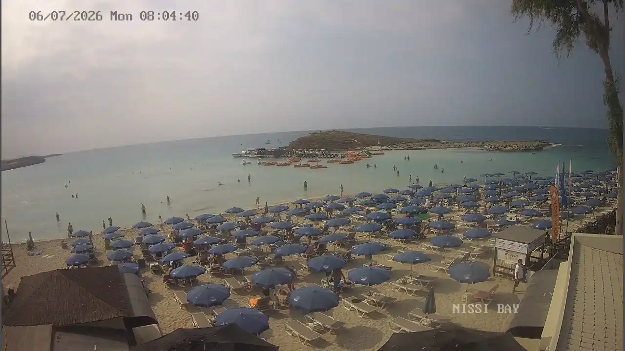 Webcam-Aufnahme aus :city — 6. Juli 2026 06:00